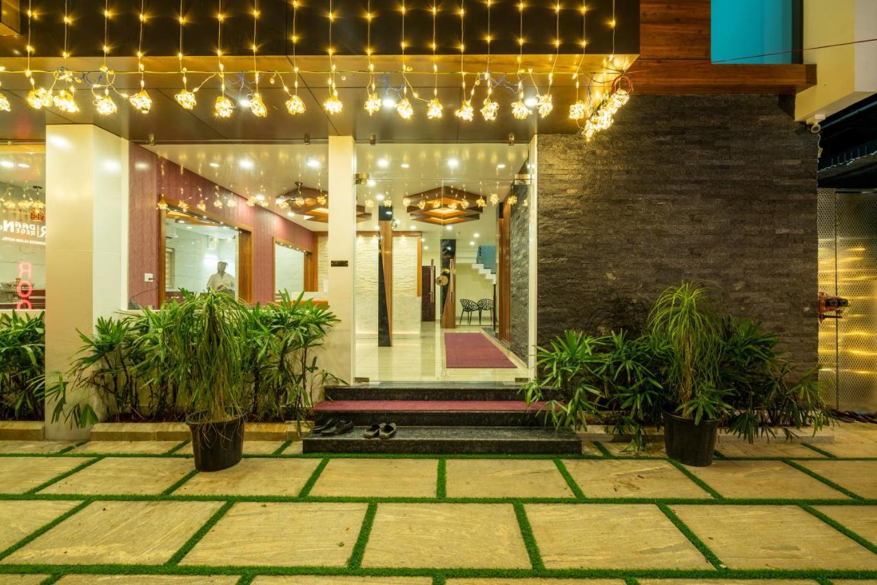 Hotel Daan Regency Thrissur Exterior foto