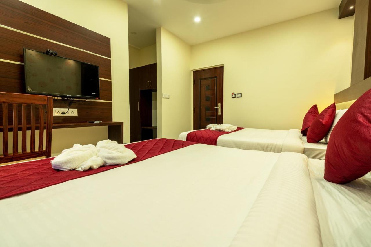 Hotel Daan Regency Thrissur Exterior foto