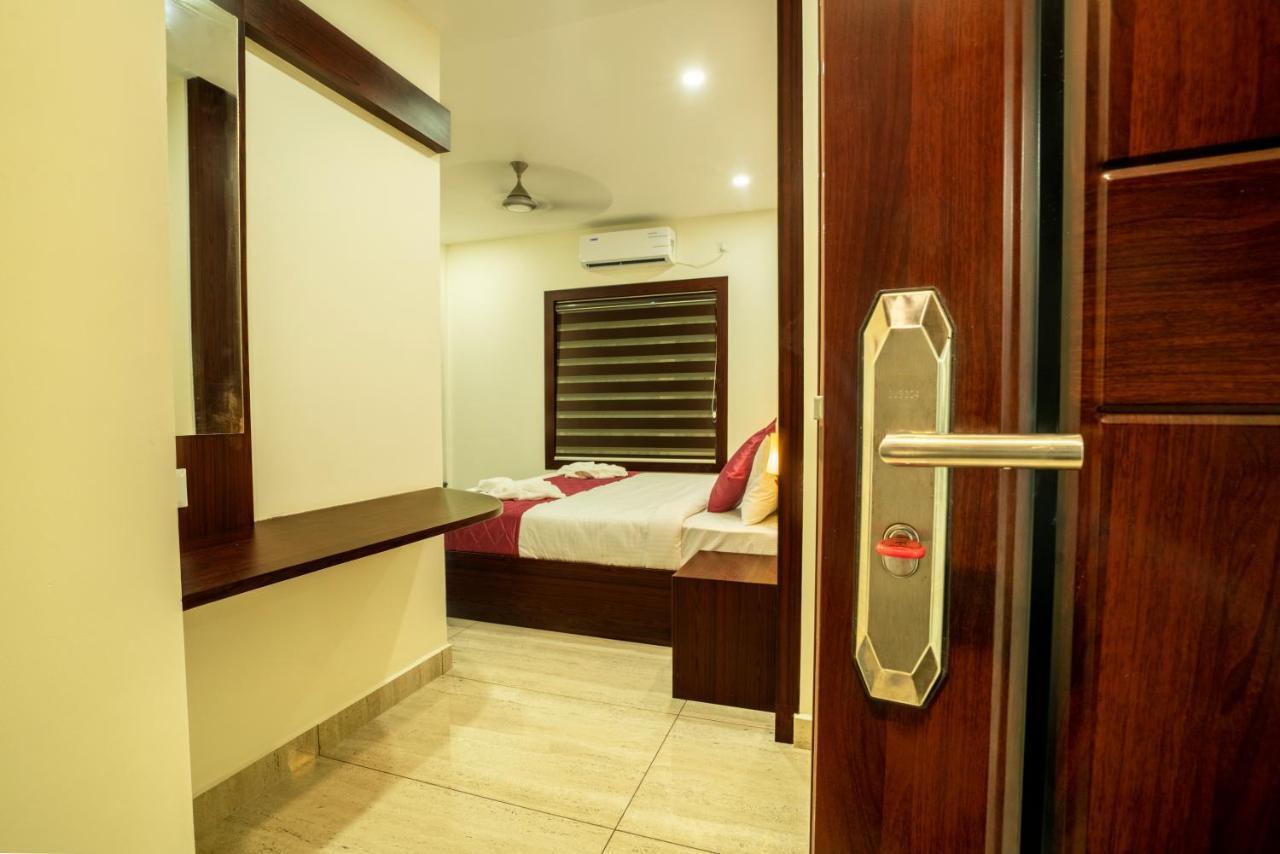 Hotel Daan Regency Thrissur Exterior foto