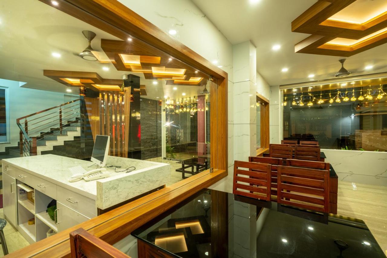Hotel Daan Regency Thrissur Exterior foto