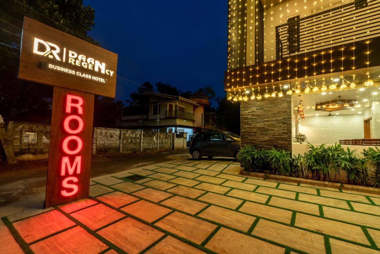 Hotel Daan Regency Thrissur Exterior foto