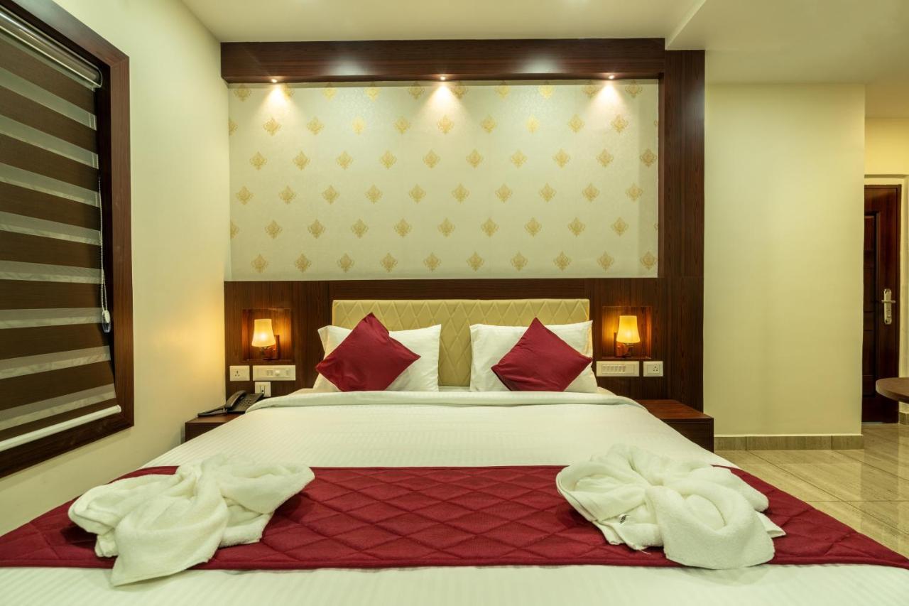 Hotel Daan Regency Thrissur Exterior foto